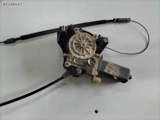 03407 RENAULT CLİO 2 SOL ÖN KAPI CAM MOTORU