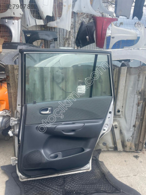 Mazda premacy orjınal sağ arka kapı