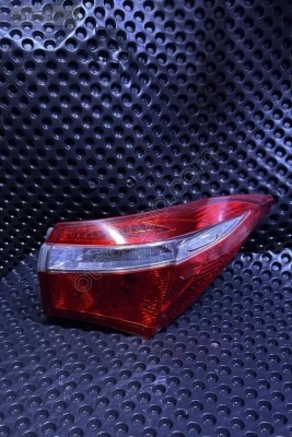 TOYOTA COROLLA SAĞ STOP