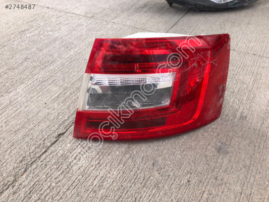 SKODA OCTAVİA SAĞ DIŞ STOP