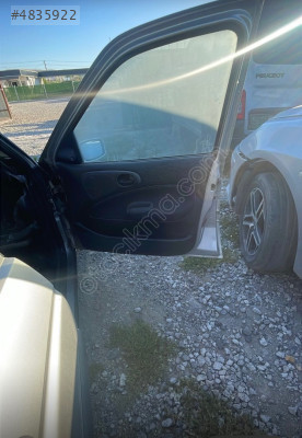 Ford escort sağ ön kapı döşemesi