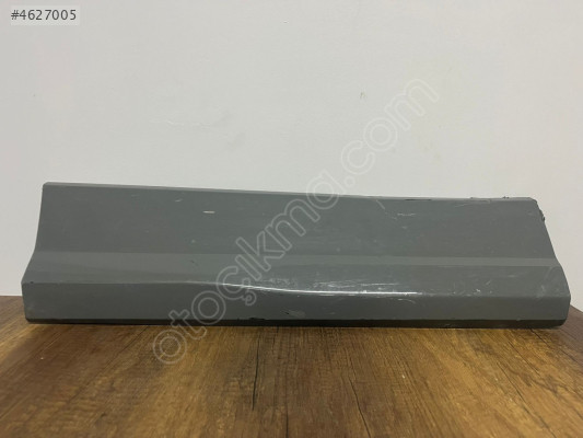 AUDİ Q2 SAĞ ARKA KAPI ÇITASI ORJİNAL 81A853970B