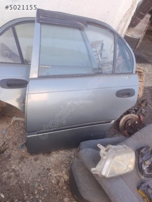 TOYOTA COROLLA AE101 SOL ARKA KAPI