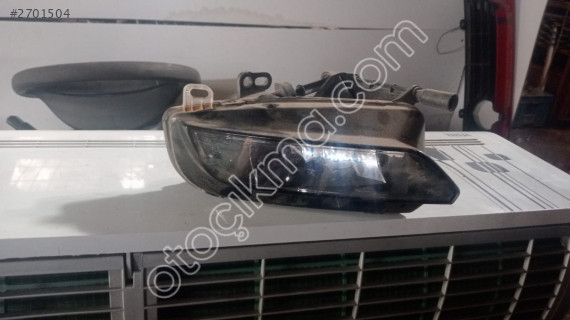 Audi A3 sis farı çıkma
