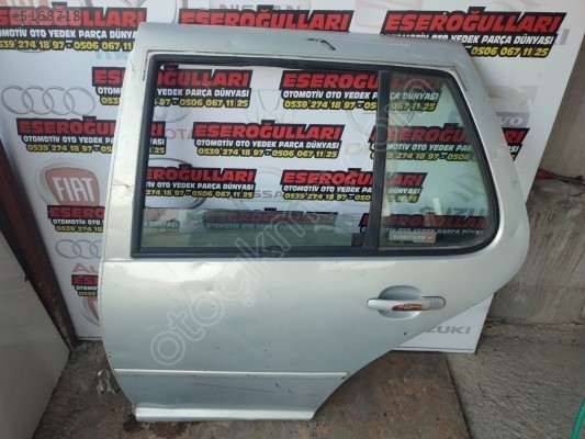 VOLKSWAGEN GOLF 4 SOL ARKA KAPI