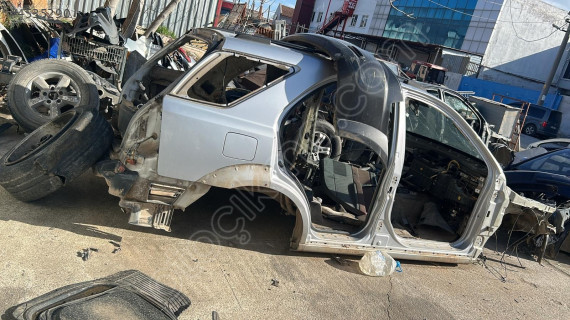 Kia Sorento sağ yan marşpiyel