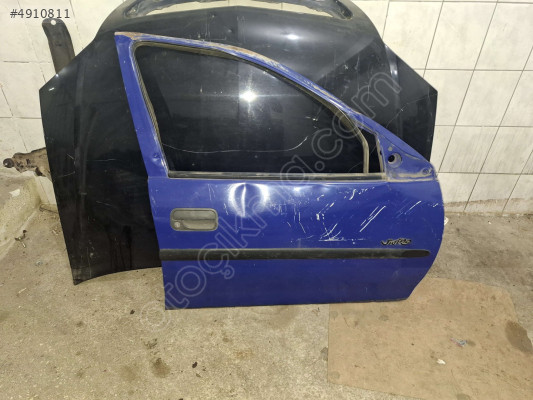 ÖZMEN OPEL CORSA B COMBO SAĞ ÖN KAPI