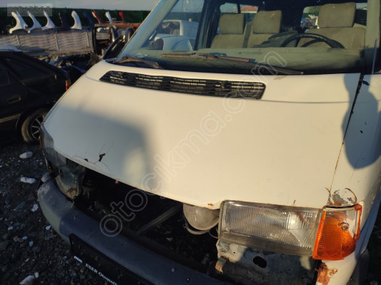 VOLKSWAGEN TRANSPORTER T4 MOTOR KAPUTU
