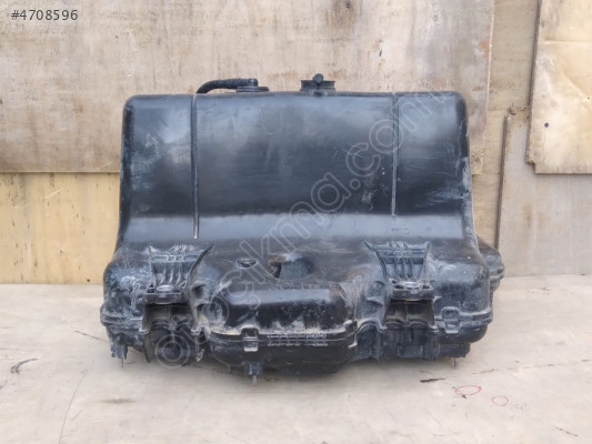 renault master Adblue tankı  208s85661R