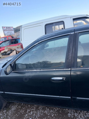 İnfiniti i30 sol ön kapı