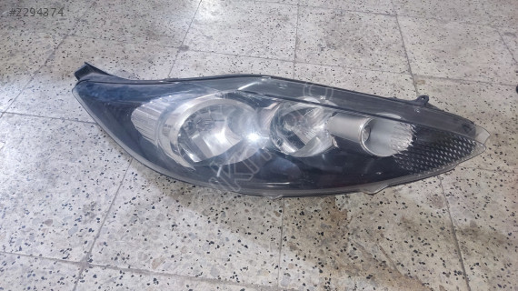 FORD FİESTA 2008 2012 SAĞ FAR
