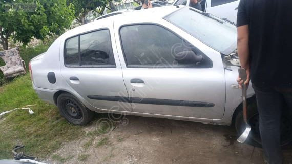 RENAULT SYMBOL 2007 SAĞ ÖN KAPI ORJİNAL ÇIKMA PARÇA