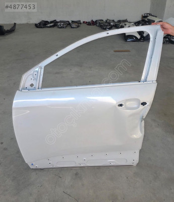 PEUGEOT 3008 SEDEF BEYAZ SOL ÖN KAPI ORJINAL