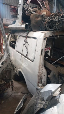 kia pregrio sol arka çamurluk