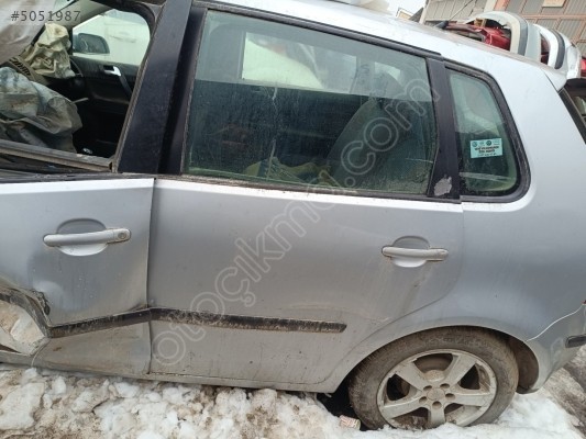 Polo sol arka kapı