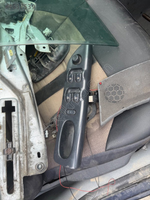 Renault Laguna 1 dörtlü cam düğmesi