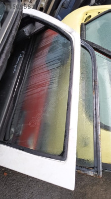 Subaru justy sol ön kapı