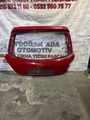 Peugeot 207 bagaj kapağı