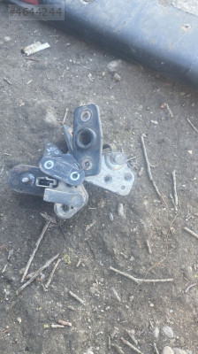 Renault mastır 2 sağ sol kapı kilit karşılığı