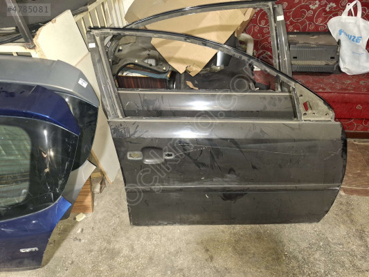 ÖZMEN OPEL VECTRA C ÇIKMA SAĞ ÖN KAPI