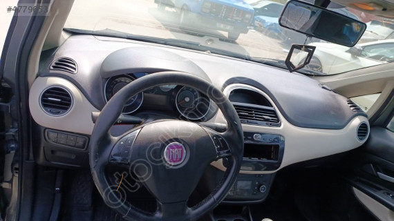 Fiat Linea Dolu göğüslük
