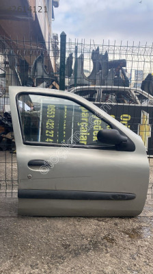 Reno clio 2 çıkma sağ ön kapı
