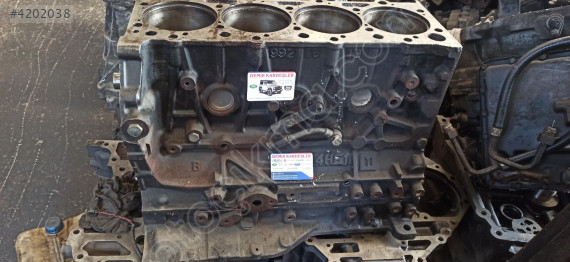 Isuzu nqr 4HE1 blok