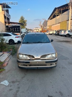 Megane 1 tüm kapılar