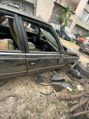 RENAULT BROADWAY SAĞ ÖN KAPI ORJINAL ÇIKMA