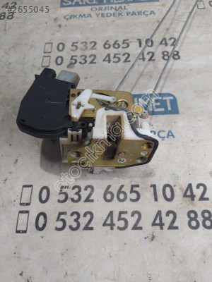 ÇIKMA HONDA JAZZ SAĞ ARKA KAPI KİLİDİ