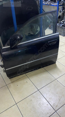 AUDİ A8 SOL ÖN KAPI