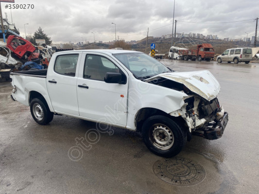 2015 İSUZU DMAX E5 ÇIKMA SAĞ SOL KAPILAR