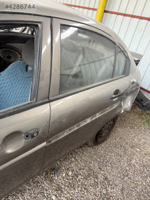 HYUNDAİ ACCENT ERA SOL ARKA KAPI ÇIKMA ORJİNAL