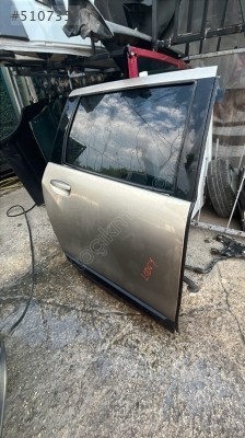 DACİA LODGY SAĞ ARKA KAPI DOLU