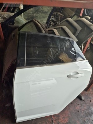 FORD FOCUS 3 SOL ARKA KAPI