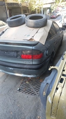 Laguna 1 arka bagaj spoiler