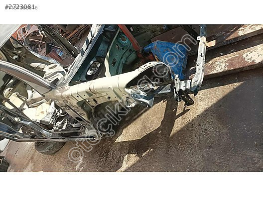 Citroen C3 sağ çeyrek