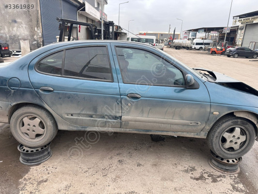 RENAULT MEGANE 1 SAĞ ÖN KAPI CAMI ORJİNAL 96-01 MODEL