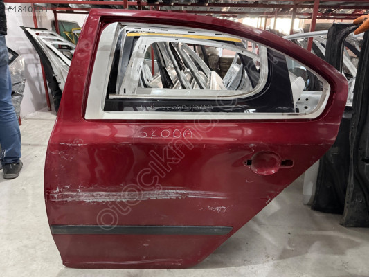 SKODA OCTAVİA 2008-11 ÇIKMA ORİJİNAL SOL ARKA KAPI BD2