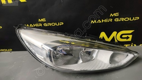 Ford focus 2016 18 sağ far orijinal çıkma
