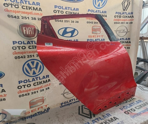 Renault Clio 4 sağ arka kapı