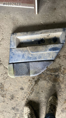 Volvo 850 sağ arka kapı döşemesi