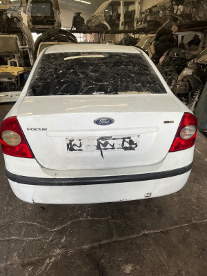 Ford Focus bagaj kapağı çıkma orijinal