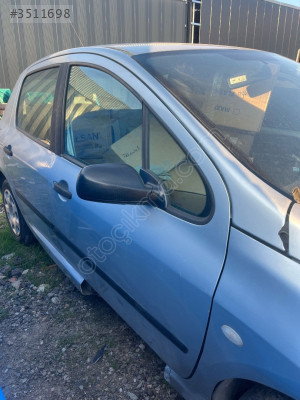 Peugeot 307 sağ arka kapı gri