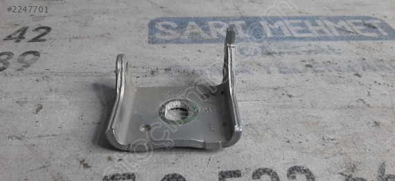 ÇIKMA PEUGEOT 307 SAĞ ARKA KAPI ALT MENTEŞESİ