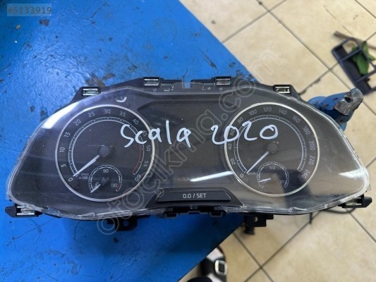 SKODA SCALA GÖSTERGE PANELİ