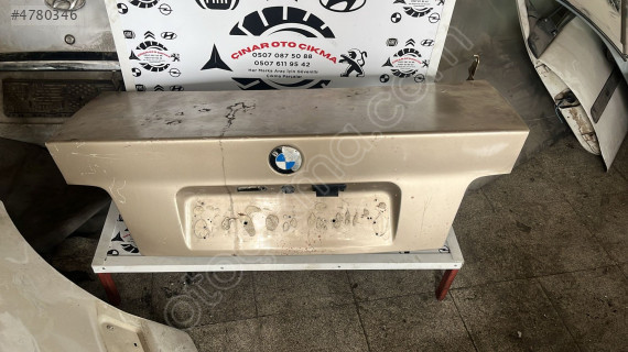BMW E36 BAGAJ KAPAĞI