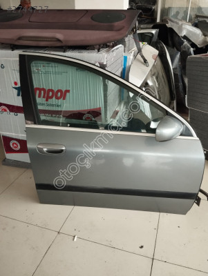 Peugeot 607 sağ ön  kapı orjinal çıkma