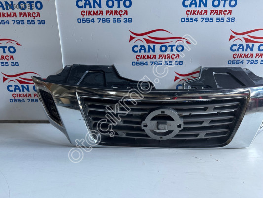 Nissan Navara ön panjur 2014+