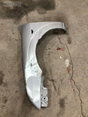 Ford mondeo sol ön çamurluk orijinal (2000-2008)